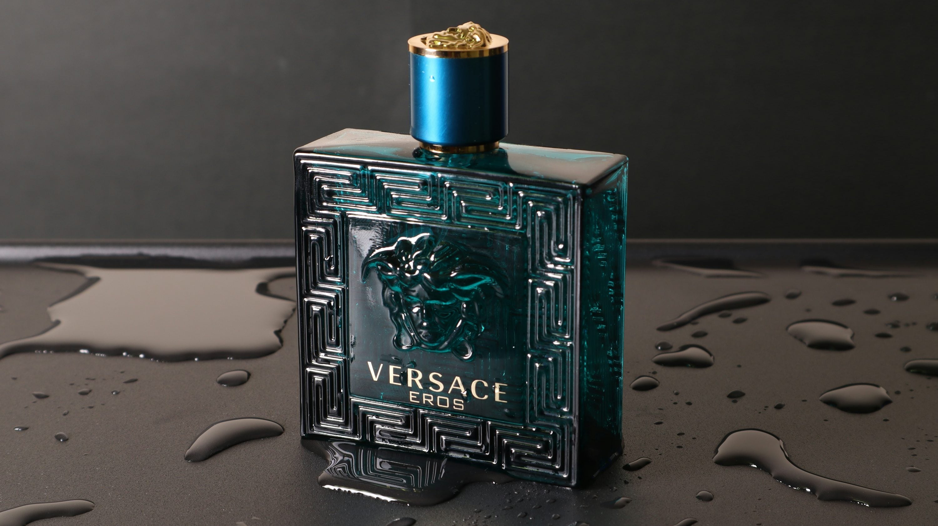 VERSACE